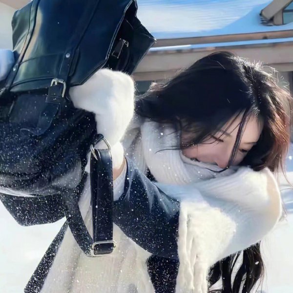 从没有天空的世界而来